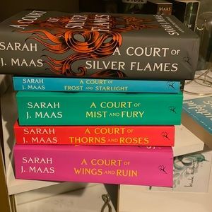 A Court of Thorns and Roses - Full set